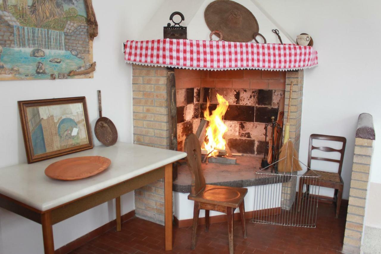 Bed and Breakfast Terrazze dell'artista Saletto Esterno foto
